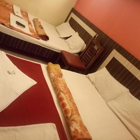 Hotel Sangeeth Lodging Maisur Dış mekan fotoğraf