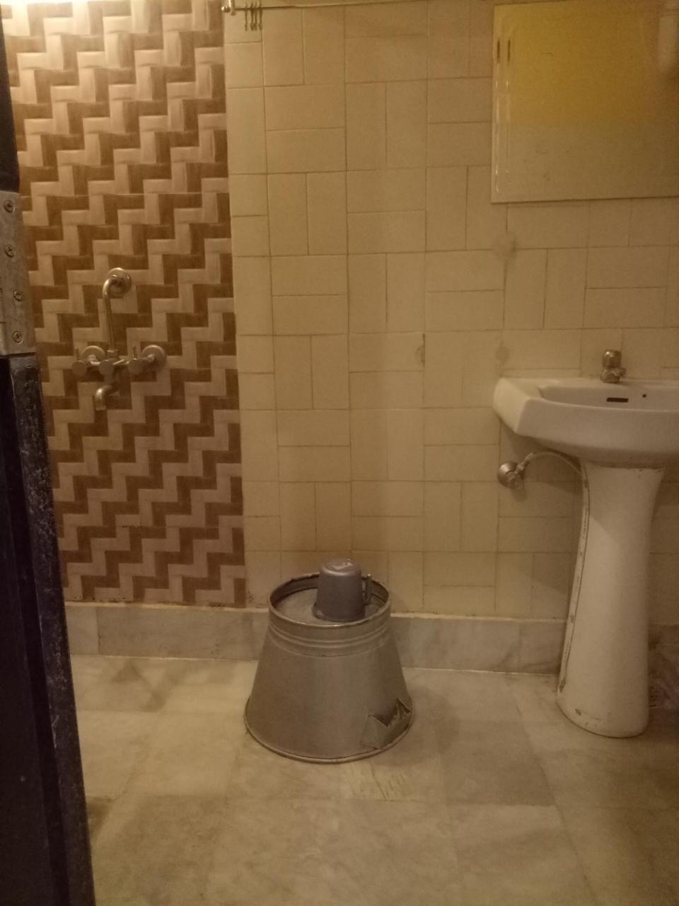 Hotel Sangeeth Lodging Maisur Dış mekan fotoğraf