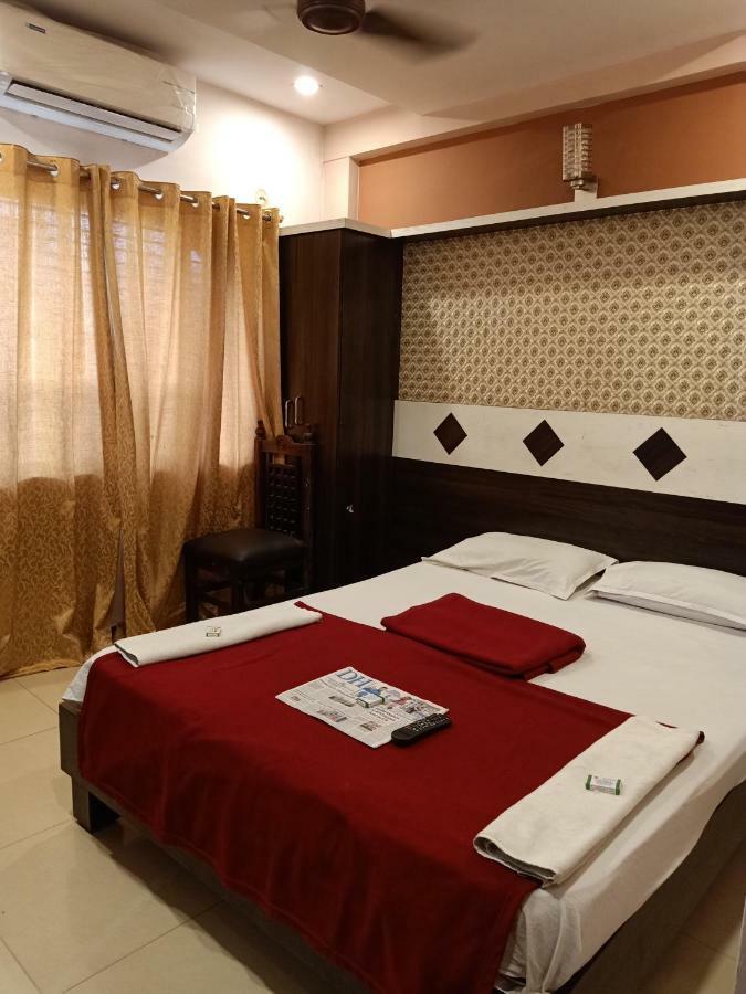 Hotel Sangeeth Lodging Maisur Dış mekan fotoğraf